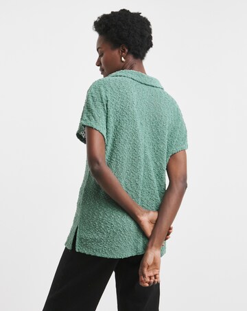 Popcorn Yarn Collared Top