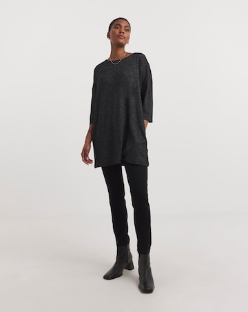 Soft Touch Pocket Longline Top