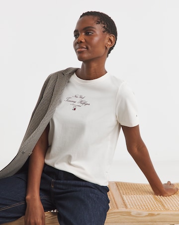 Tommy Hilfiger Regular Logo Tee