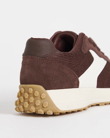 Akira Retro Runner Trainer - Extra Wide Fit (EEE)