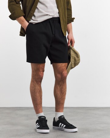 Washed Bermuda Sweat Jog Short