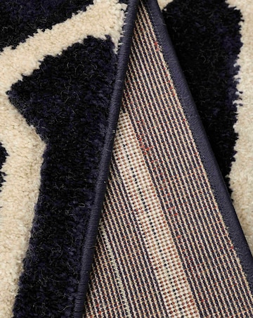 Newport Lattice Geometric Rug