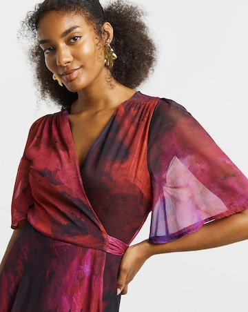 Hope & Ivy Gaia Maxi Dress