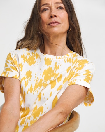 Longline Short Sleeve Curved Hem Top