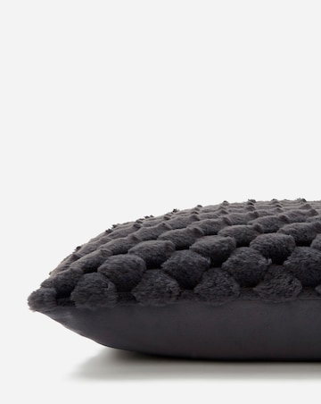 Scallop Faux Fur Cushion