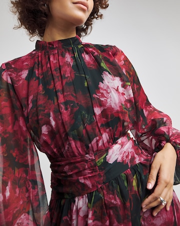 Hope & Ivy Armande Long Sleeve Pink Floral Maxi Dress