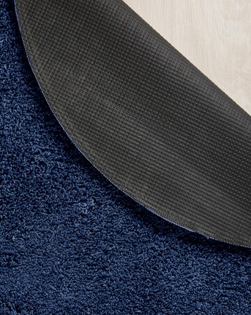 Buddy Washable & Stain Resistant Rug Circle