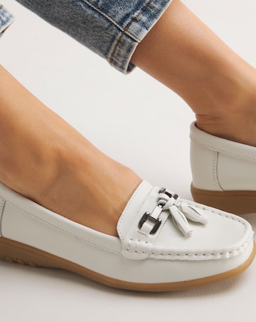 Samara Leather Tassel Detail Loafer Extra Wide EEE Fit