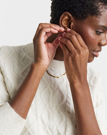 Ivory Cable Jumper
