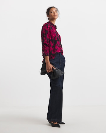 Dipped Back Long Sleeve Shirt