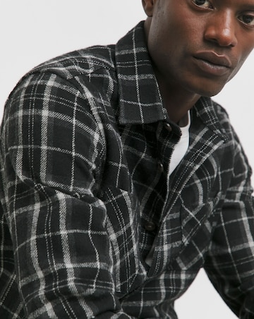 Double Pocket Check Overshirt