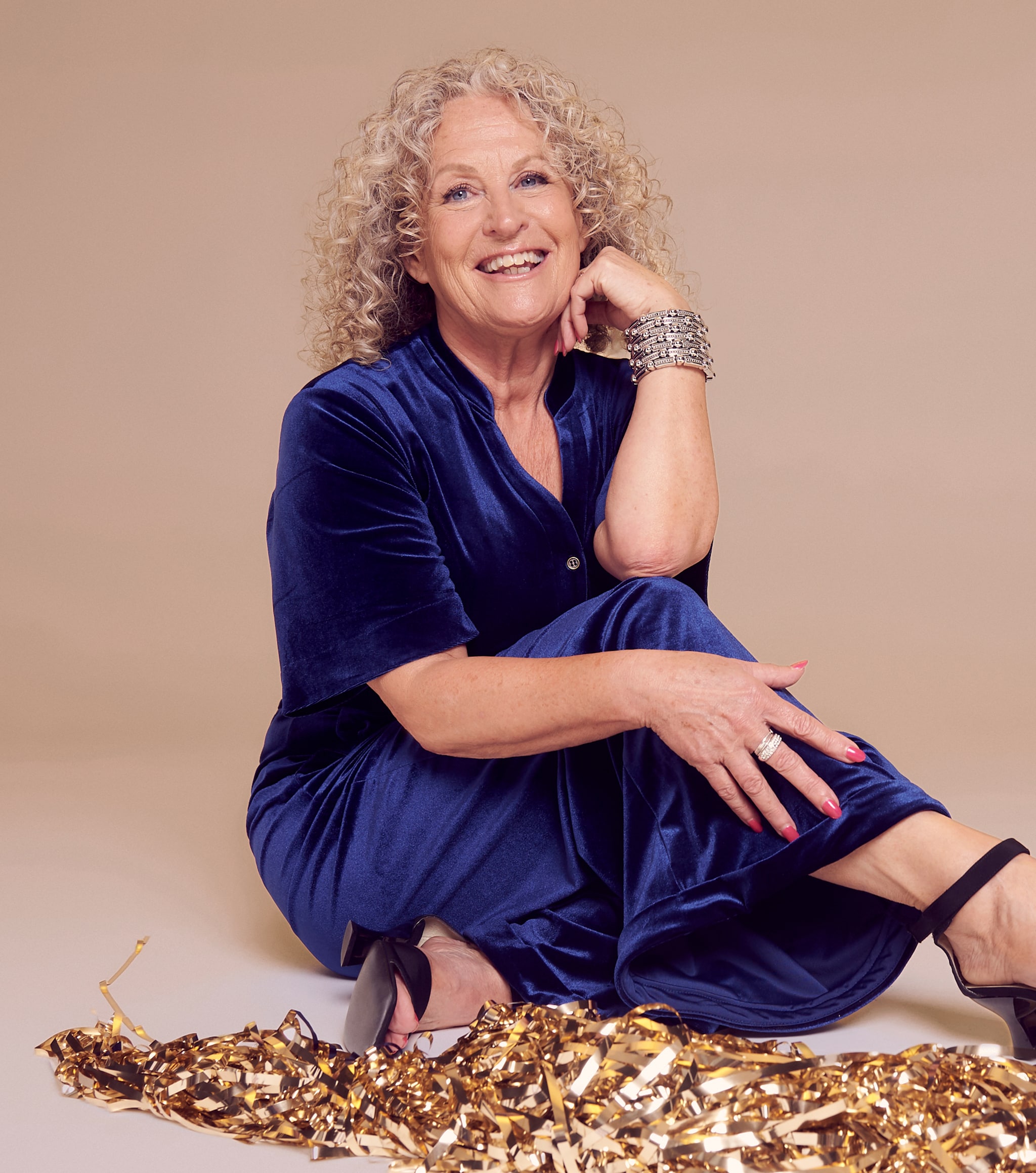 A women wearing a long blue dress