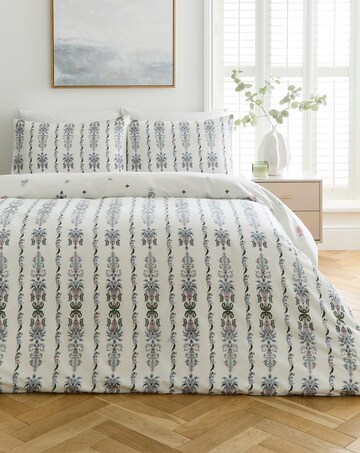 Chiara Peacock Border Cotton Blend Reversible Duvet Cover Set