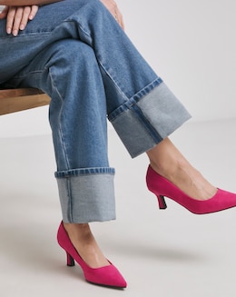 Heavenly Soles Kirsten Pointed Toe Kitten Heel Shoes - Wide Fit (E)