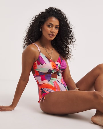 Fantasie Aguada Beach Twist Front Adjustable Leg Wired Swimsuit