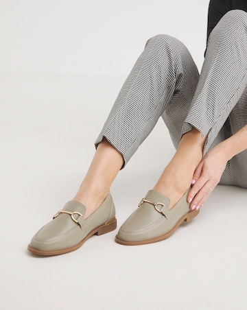 Cushion Walk Trim Loafers EEE Fit