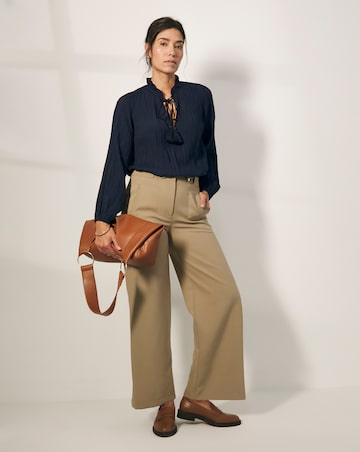 Textured Crinkle Tie Neck Top