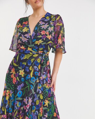 Hope & Ivy Nesta Maxi Wrap Dress