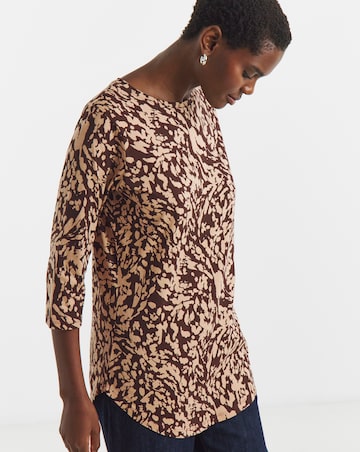 Longline Curved Hem 3/4 Sleeve Top