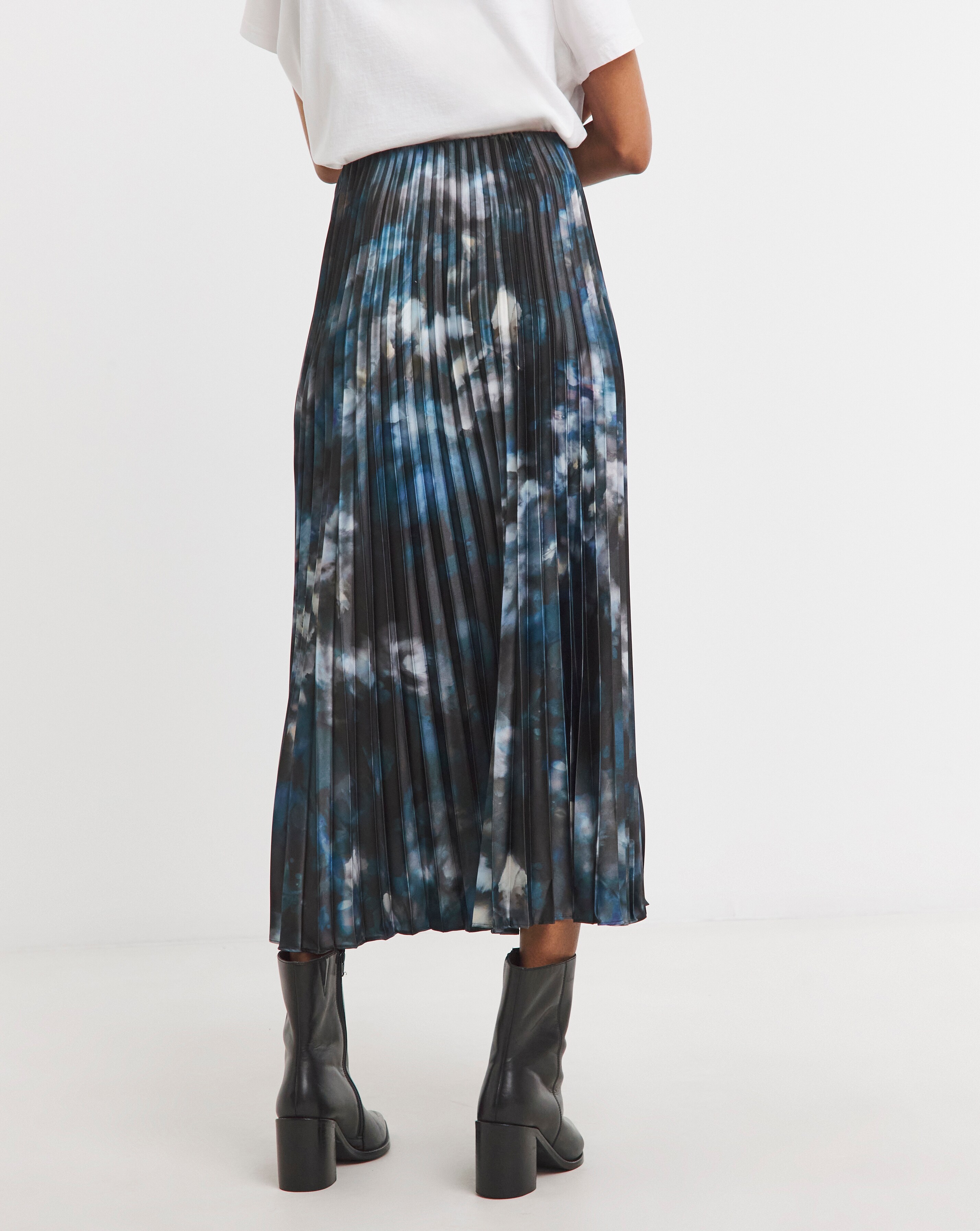 Printed Pleated Satin Maxi Skirt | Ambrose Wilson