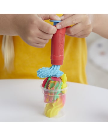 Play-Doh Swirlin Smoothies Blender Playset