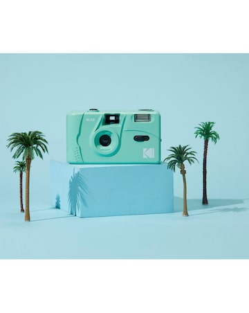 Kodak M35 Reusable Camera Bundle with 36 Exposure Film Pack - Mint Green