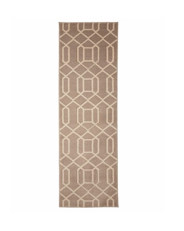 Newport Lattice Geometric Runner