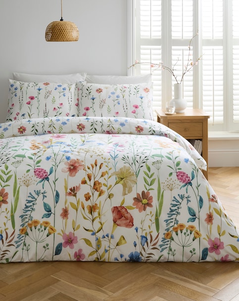 Julipa Balmoral Floral Cotton Blend Duvet Set
