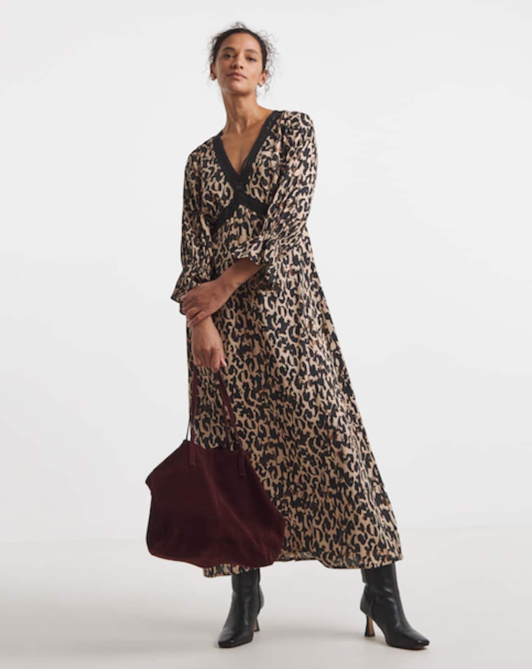 JD Williams Lace Dresses | Outlet Womens | Ambrose Wilson