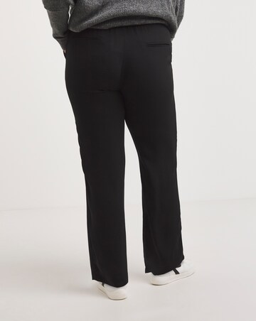 Black Woven Tapered Leg Trouser