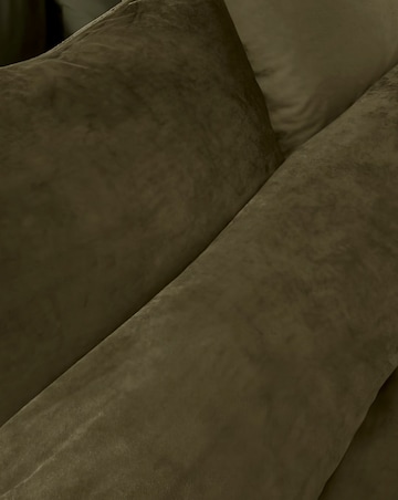 Catherine Lansfield Kingsley Matt Velvet Duvet Set