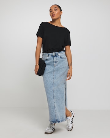 Black Short Sleeve Bow Back Top