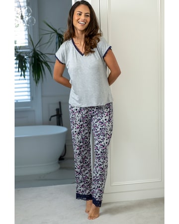 Sofa Loves Lace Pyjama Set