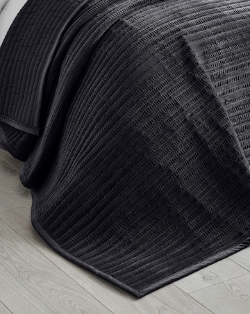 Catherine Lansfield Velvet Pinsonic Bedspread