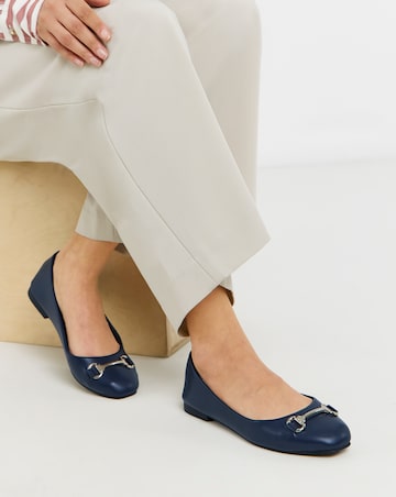 Tandra Classic Ballerina With Snaffle Trim - Extra Wide Fit (EEE)