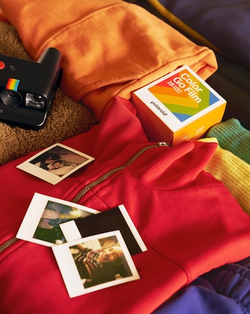 Polaroid Go Gen 2 Instant Camera - Everything Box - Black