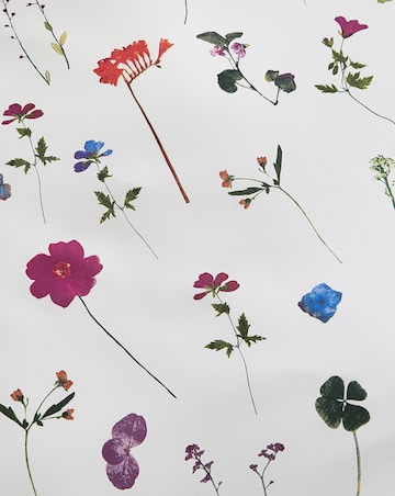 Nia Pressed Floral Duvet Cover Set