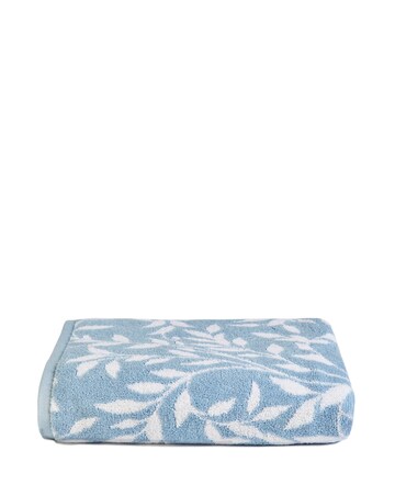 Dreams and Drapes Sandringham Towels