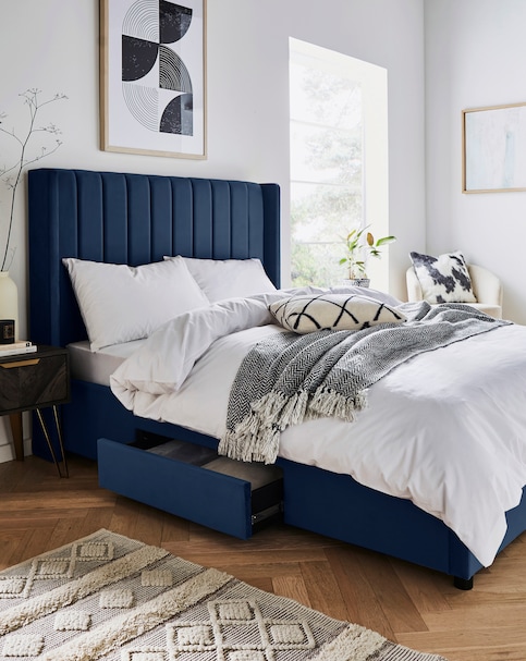 Eloise Winged Velvet Storage Bed with 3 Layer Memory Foam Hybrid Mattress