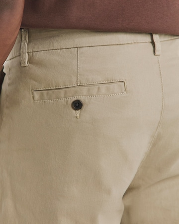 Loose Fit Chino