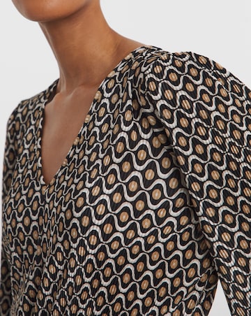 Geo Plisse Plunge Midi Dress