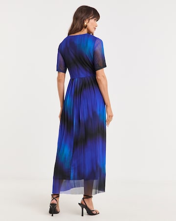 Short Sleeve Pleated Mesh Dress