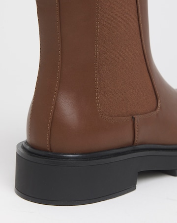 Arya Classic Chelsea Boots - Extra Wide Fit (EEE)