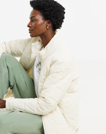 Snowdonia Ladies Packable Lightweight Showerproof Jacket