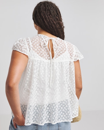 Ivory Frill Sleeve Daisy Sleeveless Lace Top