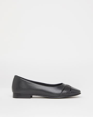 Heavenly Soles Genevieve Cut Out Detail Ballerinas - Extra Wide Fit (EEE)