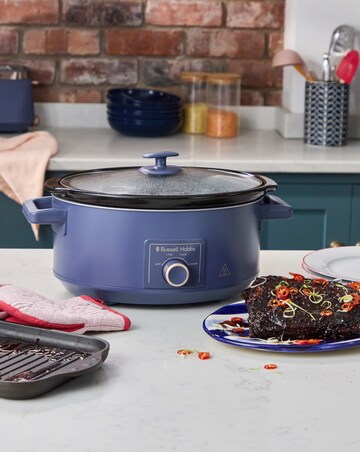 Russell Hobbs Extra Large 7L Slow Cooker - Navy