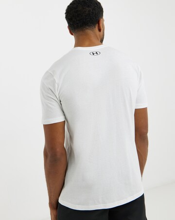 Under Armour Camo Chest Stripe T-Shirt