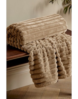 Catherine Lansfield  Cosy Ribbed Throw