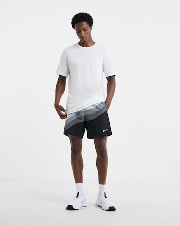 Nike Air Max Colourblock 7" Volley Shorts